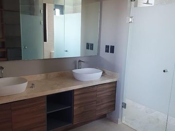 Oportunidad Casa en Venta en Campanario Norte con Roof y Terrreno excedente