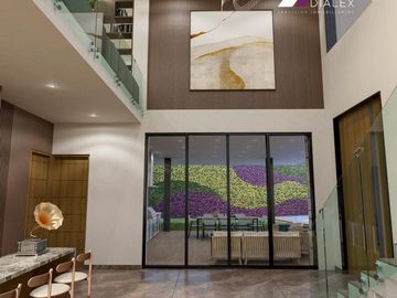 Casa en VENTA de 1,159 M2- Fraccionamiento SIERRA ALTA en CARRETERA NACIONAL en MONTERREY, 4 Niveles