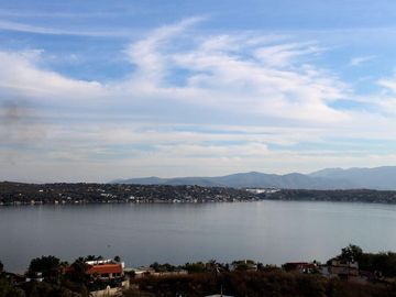 TERRENO EN VENTA CON VISTA AL LAGO