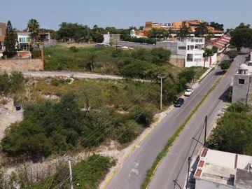 TERRENO EN VENTA CON VISTA AL LAGO