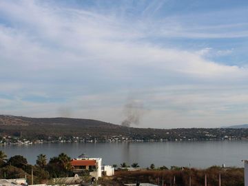 TERRENO EN VENTA CON VISTA AL LAGO