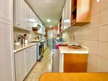 Excelente!! Dpto 4 Dorm+ 2 Est +Bod, pasos metro