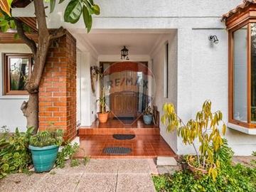SE VENDE O SE ARRIENDA CON COMPROMISO DE COMPRA