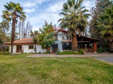 SE VENDE O SE ARRIENDA CON COMPROMISO DE COMPRA