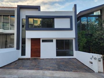 Casa en  Venta en Altozano Fraccionamiento privado