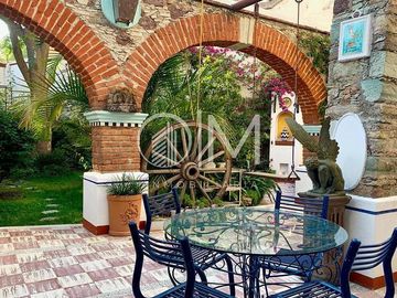 CASA EN VENTA EN EL  CENTRO DE GUANAJUATO