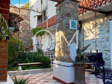 CASA EN VENTA EN EL  CENTRO DE GUANAJUATO