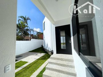 Venta Casa  con recámara en PB, ubicada en Lomas Tetela, Cuernavaca Morelos