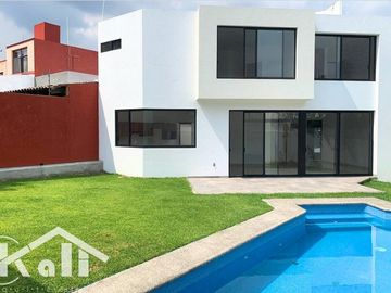Venta Casa  con recámara en PB, ubicada en Lomas Tetela, Cuernavaca Morelos