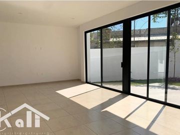 Venta Casa  con recámara en PB, ubicada en Lomas Tetela, Cuernavaca Morelos