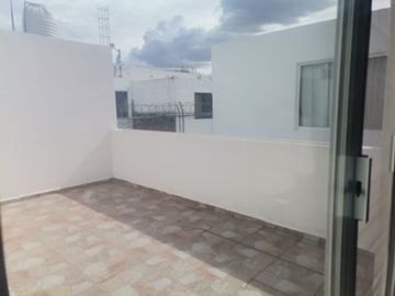 Casa en Fraccionamiento Puesta del Sol, Aguascalientes