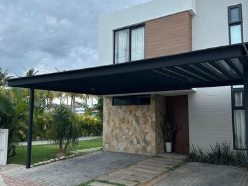 Casa en Venta de 4 recamaras en Riviera Nayarit PUNTACALA