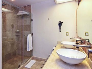PENTHOUSE 3 HABITACIONES FRENTE AL MAR!! EL FARO PLAYA DEL CARMEN P3412