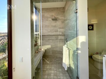 Casa en Venta en el Molino Condominio (Habitación Planta Baja)