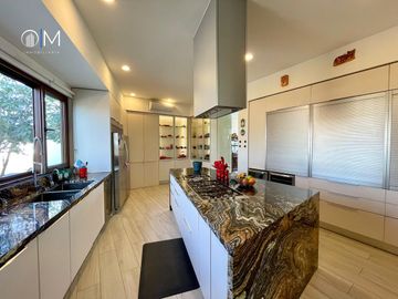 Casa en Venta en el Molino Condominio (Habitación Planta Baja)