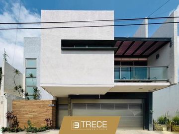 Casa en venta Fraccionamiento Jardines de Virginia, Boca del Río, Veracruz
