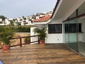 CASA EN VENTA EN CLUB CASA BLANCA ATIZAPAN