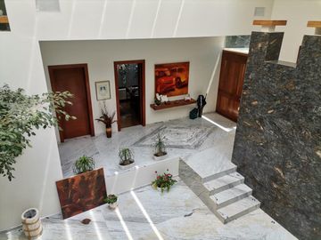 Moderna casa en Hacienda San Martín