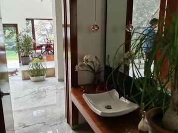 Moderna casa en Hacienda San Martín