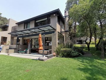 Moderna casa en Hacienda San Martín