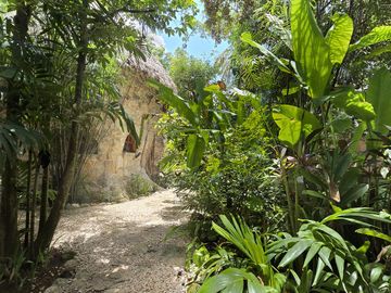 Encantadora Casa Rústica con Piscina y Jardín en Venta | Ek Balam, Yucatán