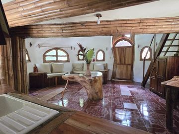 Encantadora Casa Rústica con Piscina y Jardín en Venta | Ek Balam, Yucatán