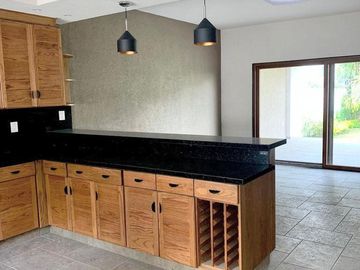 Venta Casa en Fraccionamiento, José G Parres,  Sumiya Jiutepec Morelos