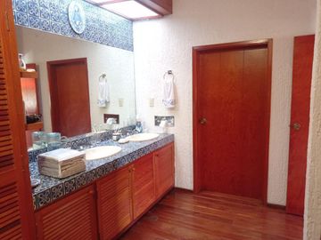 Casa estilo hacienda en Rancho Cortes, Cuernavaca, Morelos