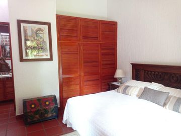 Casa estilo hacienda en Rancho Cortes, Cuernavaca, Morelos