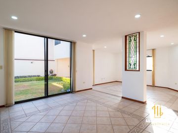 Casa en venta el Residencial Camino Real
