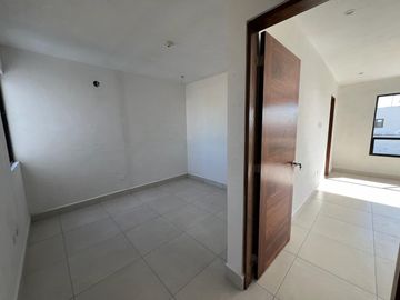 CASA EN VENTA por rinconada colonial VILLA COLONIALES APODACA