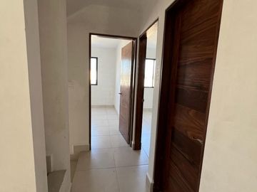 CASA EN VENTA por rinconada colonial VILLA COLONIALES APODACA