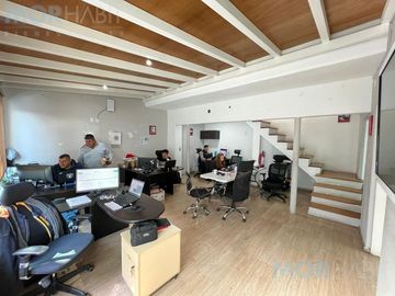 Oficina/ terreno en Venta
