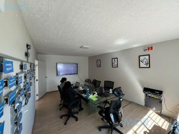 Oficina/ terreno en Venta