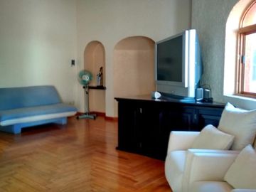 Venta de Casa  Estilo Colonial con Recámara en PB ubicada en Condominio Residencial Sumiya con Seguridad, Jiutepec Morelos
