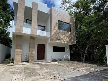 Casa El Encuentro Playa del Carmen