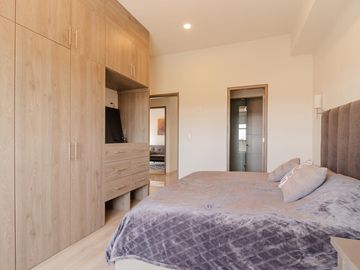 DEPARTAMENTOS EN VENTA EN TORRE CRUZ DEL SUR, BOULEVARD FORJADORES, CENTRO COMERCIAL CRUZ DEL SUR.