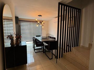 Casa sola en venta en Las Lomas, García, Nuevo León