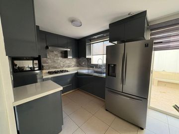 Casa sola en venta en Las Lomas, García, Nuevo León