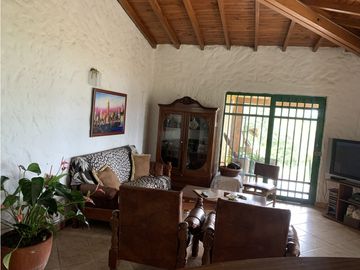 CASA CAMPESTRE EL LIMONAR GIRARDOTA