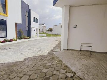 CASA TIPO LOFT METEPEC EN VENTA