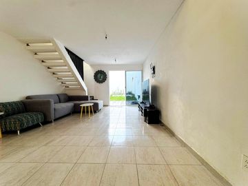 Venta y Renta  de Casa con Recámara en PB, 3 de Mayo, Emiliano Zapata Morelos