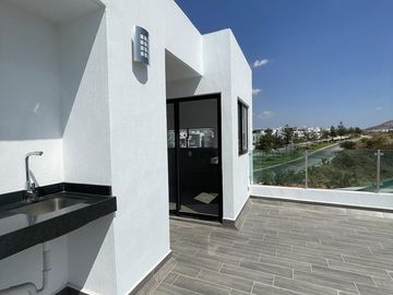 Elegante casa en Valle Imperial A
