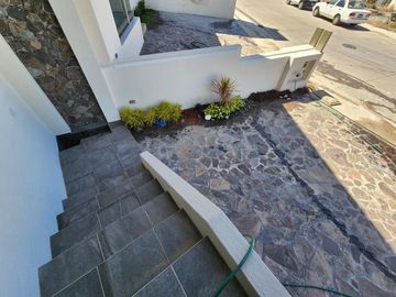Casa en  Venta en Fraccionamiento privado con Casa Club
