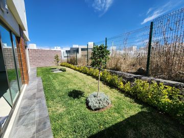 Casa en  Venta en Fraccionamiento privado con Casa Club