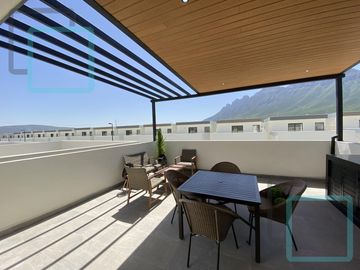 CASA EN VENTA EN CUMBRES EN EL MUNICIPIO DE GARCÍA