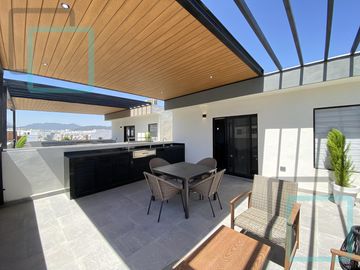 CASA EN VENTA EN CUMBRES EN EL MUNICIPIO DE GARCÍA