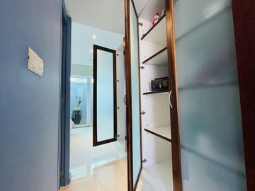 Departamento en  VENTA amueblado.
