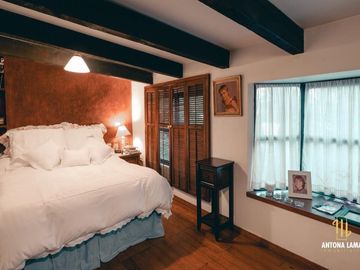 Casa en Venta con Alberca en Zavaleta.