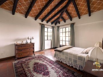 Casa en Venta con Alberca en Zavaleta.